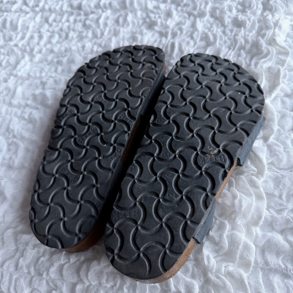 Birkenstock Bali Black Oiled Leather Sandals EU35/US4-4.5 - Picture 9 of 10